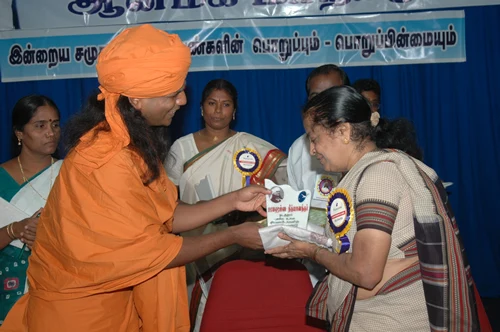delegate, Srimathi Jaganathan, Womens forum.JPG