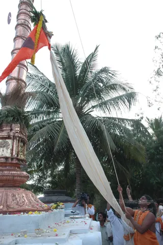 Flag-Hoisting-By-Swamiji - DSC_0515.JPG