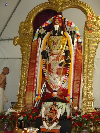 Venkateshwara Alankar - LA ashram 001_watermarked.jpg
