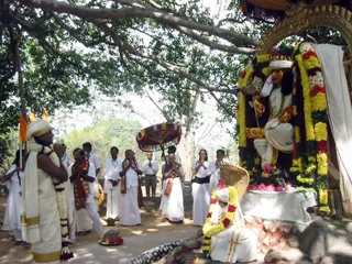 Milk Offering - ShivRathri_2005_ashram (49)_watermark.jpg