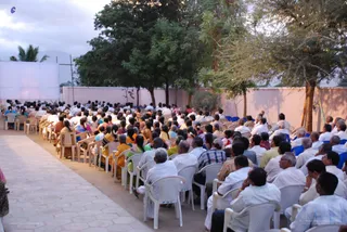 Satsang - DSC_0300_watermarked.jpg