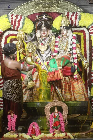 Swayambhulingaabhishekam - 7T7A9182.jpg