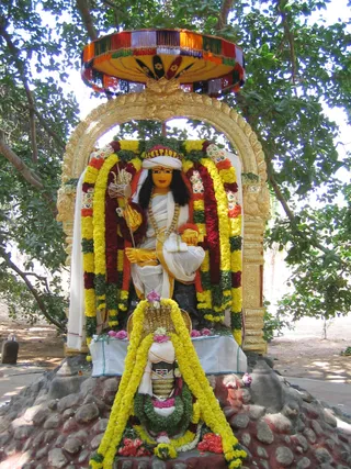 Alankar - ShivRathri_2005_ashram (141)_watermark.jpg