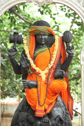 Nithyanandeshwara-Paramashiva-Golden-Temple - watermark_IMG_1560.JPG