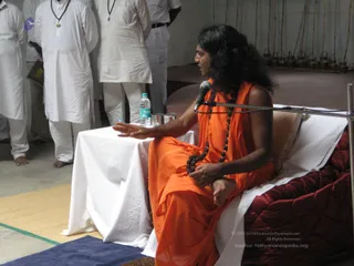 Swamiji-Having-Meeting-With-Tamilnadu-Organisers - batch_IMG_1660.jpg