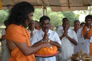 With-The-Blessings-Of-Swamiji-Guru-Homa-Begins - DSC_2486.jpg