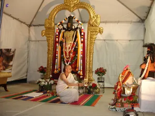 Puja - LA ashram 030_watermarked.jpg