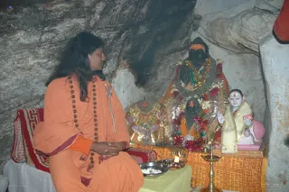 Vyasa Cave - DSC_0122_watermarked.jpg