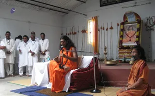 Swamiji-Having-Meeting-With-Tamilnadu-Organisers - batch_IMG_1624.jpg