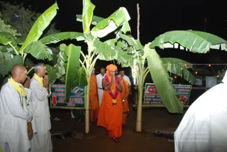 Tamil-Discourse - 01--welcoming_1.jpg