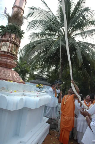 Flag-Hoisting-By-Swamiji - DSC_0527.JPG