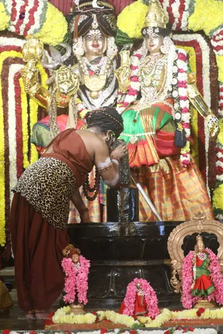 Swayambhulingaabhishekam - 7T7A9099.jpg