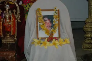Maheshwara-Pooja-In-La - MahaparinirvanaLA_2.jpg