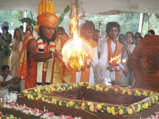 Final-Offering-Poornahuti - DSC_3793.jpg