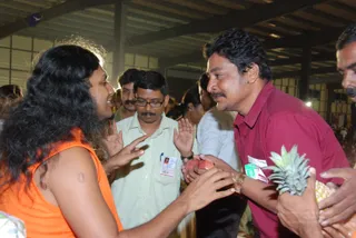 Darshan - DSC_0114.JPG
