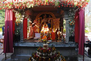 Procession - DSC_0515_watermarked.jpg