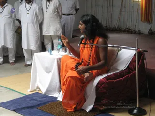 Swamiji-Having-Meeting-With-Tamilnadu-Organisers - batch_IMG_1661.jpg
