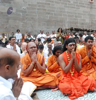 Visit-To-Arunachaleshwara-Temple - 06--Swamiji-at-Arunagiriyogeshwara_16.jpg
