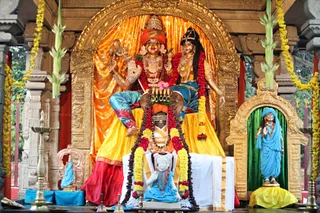 Temple - 04--22_Nov_2011_IN_BL_IA_Day2(61)_watermarked.jpg