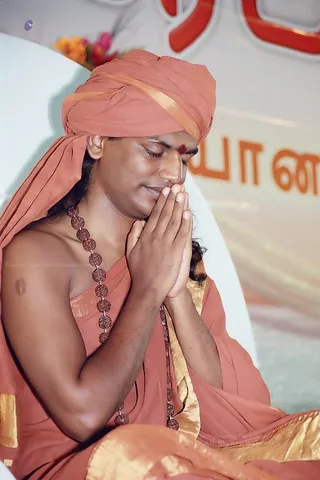 October 28 - 1 November 2004 - Mass Living Enlightenment Initiations in Tiruvannamalai