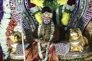 Procession - G28A8038.jpg