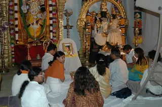 Maheshwara-Pooja-In-La - MahaparinirvanaLA_1.jpg