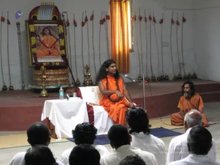 Swamiji-Having-Meeting-With-Tamilnadu-Organisers - batch_IMG_1687.jpg