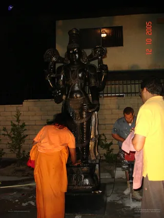 Venkateshwara Alankar - LA ashram 018_watermarked.jpg