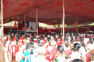 Swamiji-Addressing - batch_DSC_0353.JPG