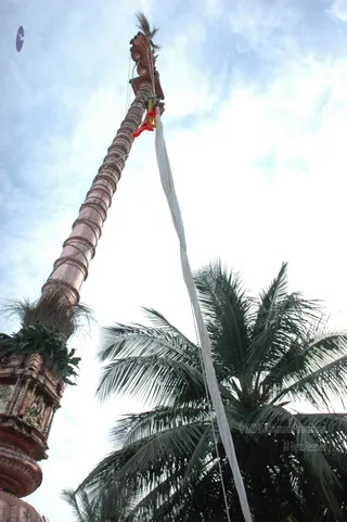Flag-Hoisting-By-Swamiji - DSC_0524.JPG