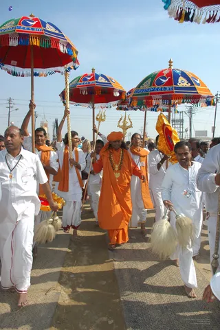 Procession - india-Ashram-Dic.30-31-1 -.05-06 339_watermarked.jpg