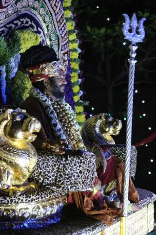 Procession - G28A7958.jpg