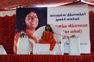 Swamiji-Addressing - batch_DSC_0407.JPG