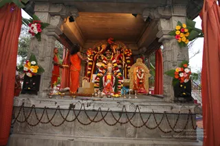 Temple-Visit - batch_IMG_0196.JPG