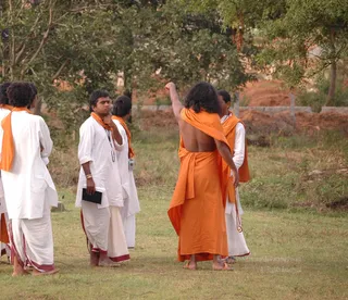 Swamiji-In-Rounds - DSC_2533.JPG