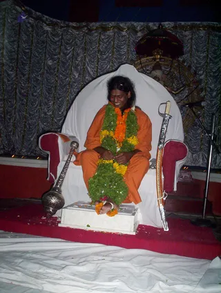 Swamiji Returns From Usa - 100_4729_watermark.jpg