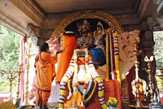 Procession - DSC_0599_watermarked.jpg