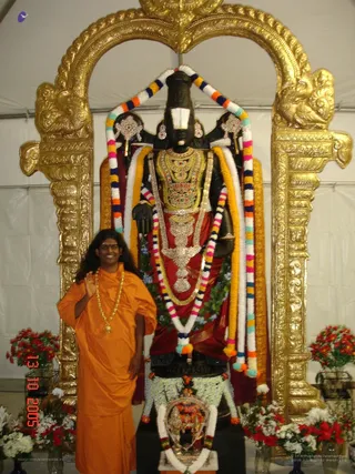 Swamiji - LA ashram 014_watermarked.jpg