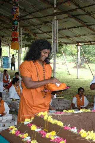 With-The-Blessings-Of-Swamiji-Guru-Homa-Begins - DSC_2483.jpg