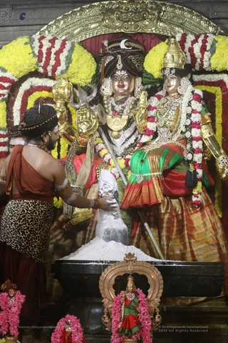 Swayambhulingaabhishekam - 7T7A9392.jpg