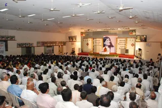 Satsang - DSC_0292_watermarked.jpg