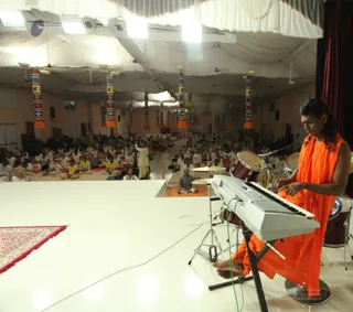 Yoga-Sutras-And-Evening-Lep-Session-With-Swamiji - IMG_9989.JPG