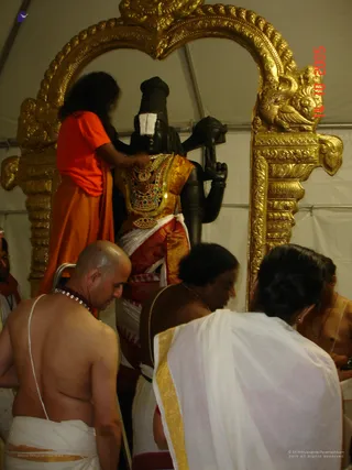 Venkateshwara Namam - LA ashram 040_watermarked.jpg