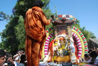 Procession - watermark_DSC_1700.JPG