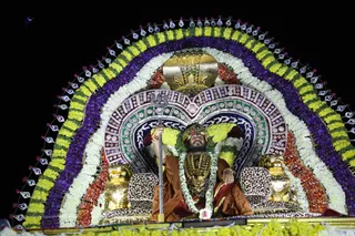 Procession - 4H7A8396.jpg