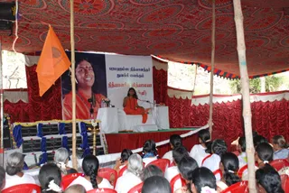Swamiji-Addressing - batch_DSC_0359.JPG