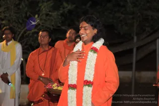 Welcoming-Swamiji-From-World-Tour - watermark_IMG_5546.JPG