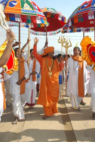 Procession - india-Ashram-Dic.30-31-1 -.05-06 332_watermarked.jpg