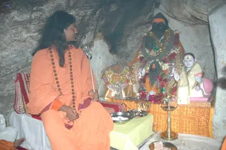 Vyasa Cave - DSC_0124_watermarked.jpg