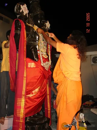 Venkateshwara Alankar - LA ashram 033_watermarked.jpg